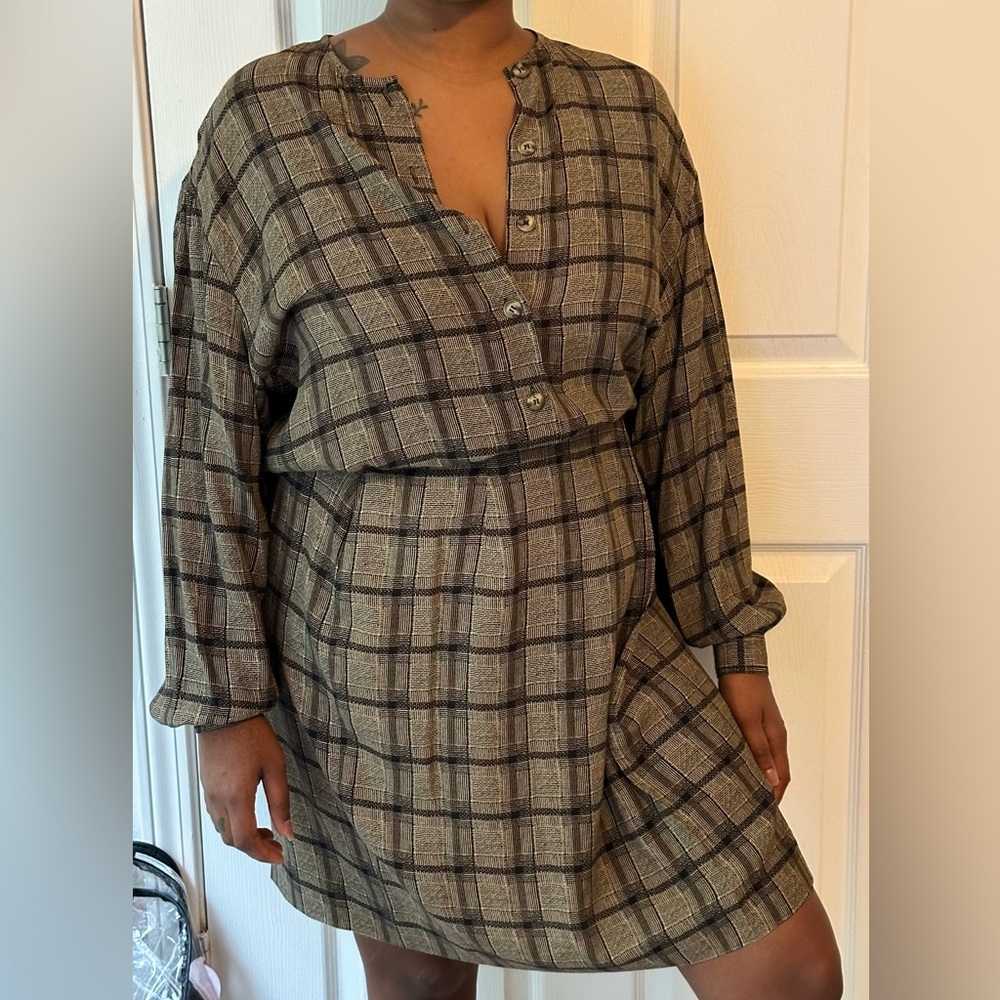 Vintage Two piece Jones New York Plaid skirt set size 8